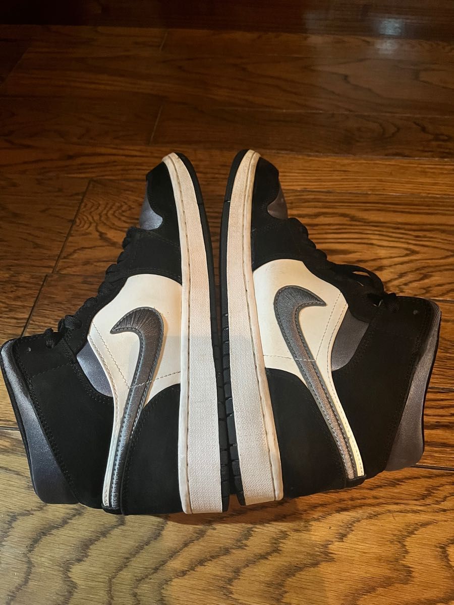 最終値下げ NIKE ジョーダン1 スニーカー ミッド エアジョーダン 最終値下げ NIKE ジョーダン1 スニーカー ミッド エアジョーダン