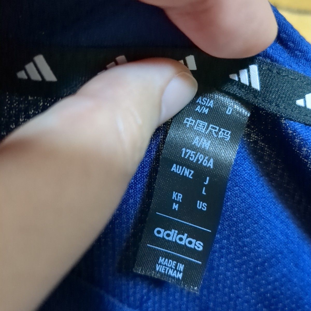 メンズadidasトレーニングウェアセットL 上下セット adidas トレーニングウェア 半袖Tシャツ ハーフパンツ