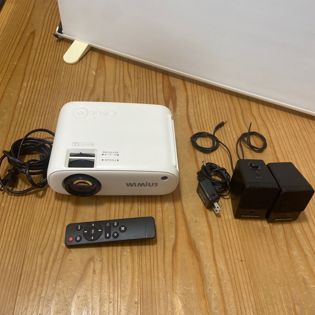 ホームシアター ミニ プロジェクター wimius yp12 スピーカー ホームシアター ミニ プロジェクター wimius yp12 スピーカー