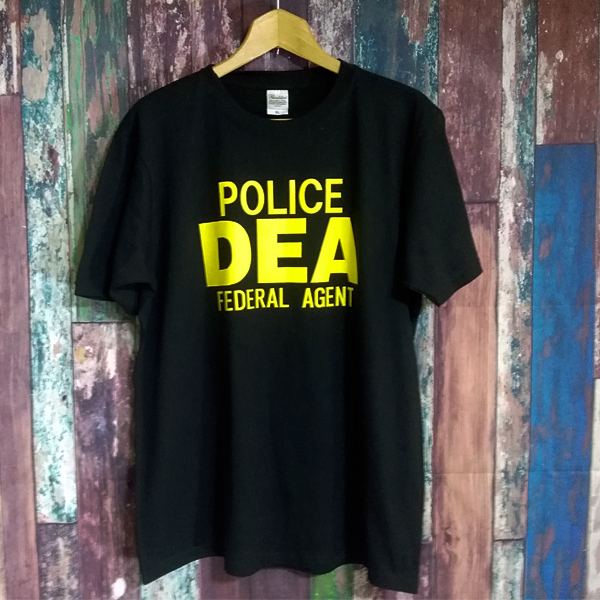 送込　DEA アメリカ麻薬取締局　半袖Tシャツ　黒　Lサイズ_画像2