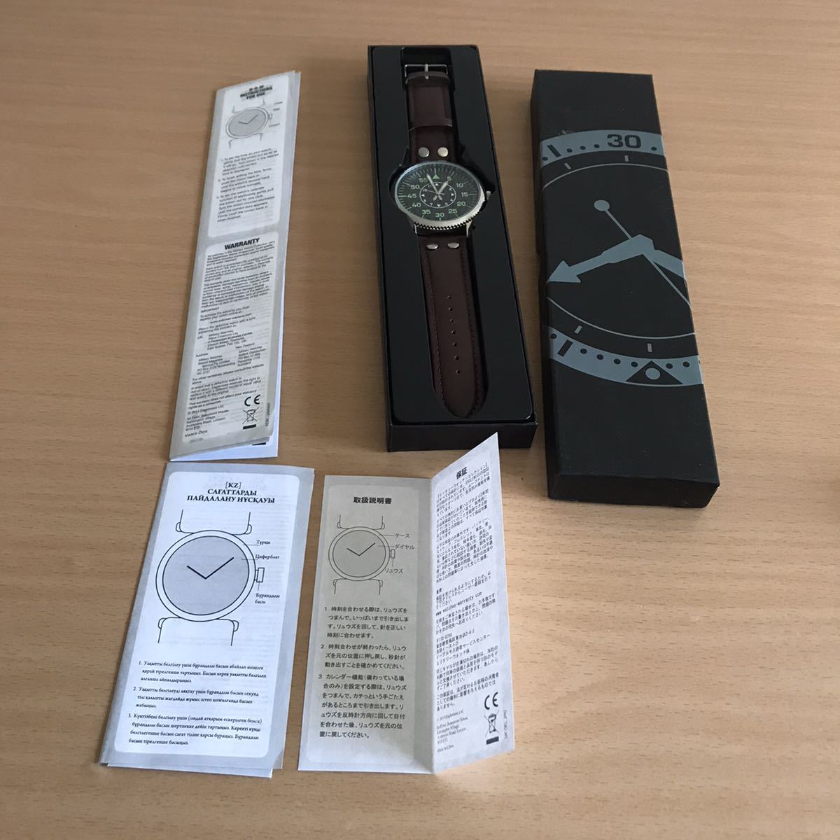 946-0642 1940'S GERMAN AIRFORCE メンズ腕時計　革ベルト　クオーツ　電池切れ 動作未確認_画像1