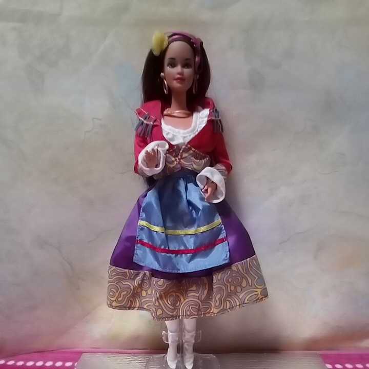 マテル Barbie　“イタリアンバービー”世界の民族衣装シリーズ　靴、箱無し　美品_画像1