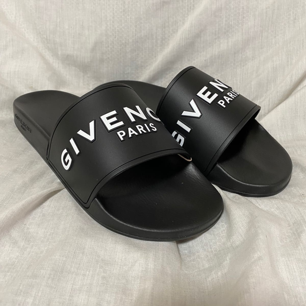 新品 本物 正規品 GIVENCHY ジバンシー メンズ サンダル ロゴ 黒