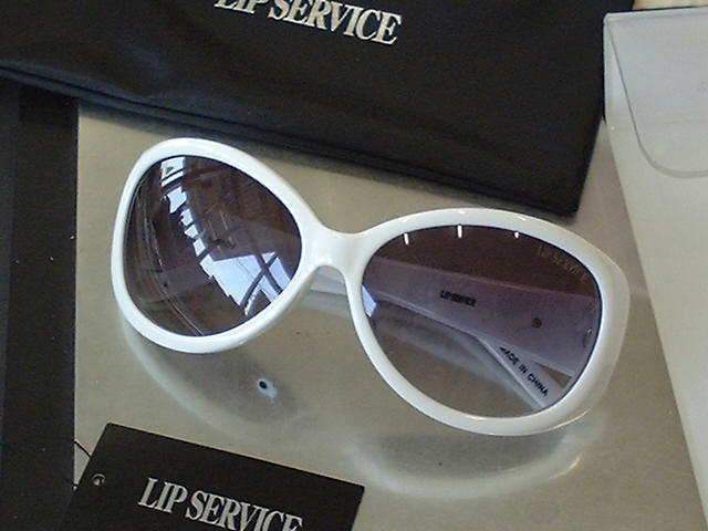  Lip Service LIPSERVICE sunglasses LS6509-4 stylish white 