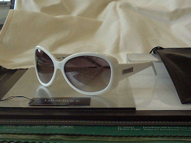  Lip Service LIPSERVICE sunglasses LS6509-4 stylish white 