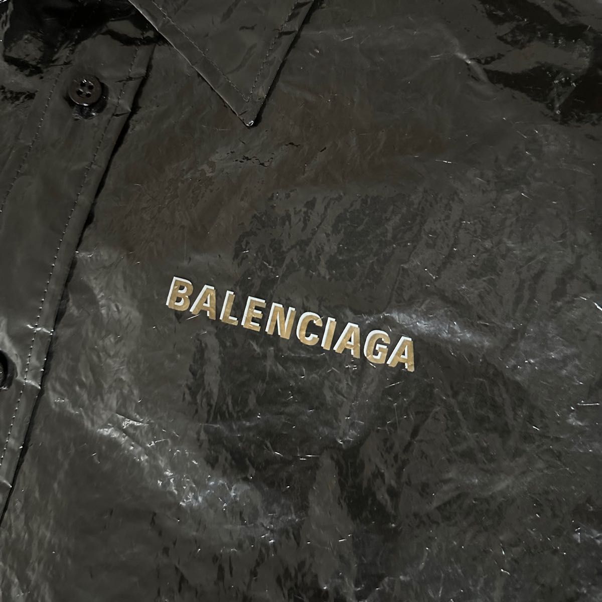 BALENCIAGA ビニールコーティングシャツ オーバーサイズ ブラック