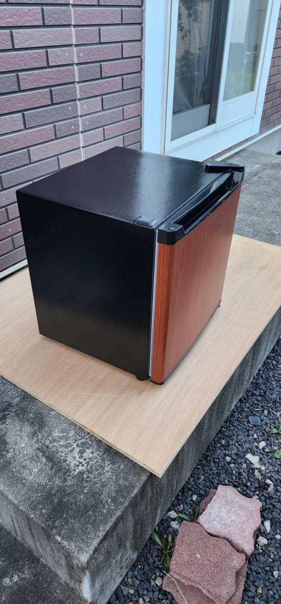 ☆アイリスプラザ 冷蔵庫 46L 1ドア 小型 右開き 幅47cm 木目調 ダーク