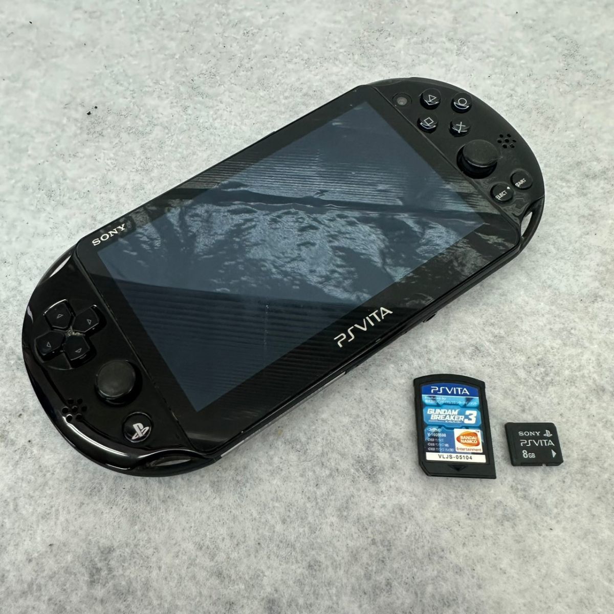 Y613-O37-423◎SONY ソニー PS Vita 本体 PCH-2000 ブラック/メモリー