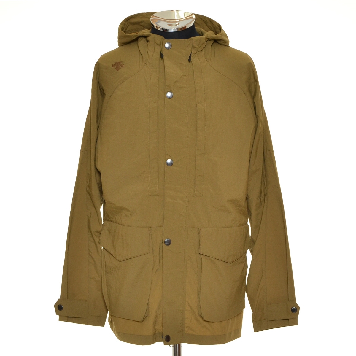 ●484326 未使用品 DESCENTE デサント ●ジャケット マウンテンパーカー DOMQJC04 サイズL メンズ カーキ ベージュ