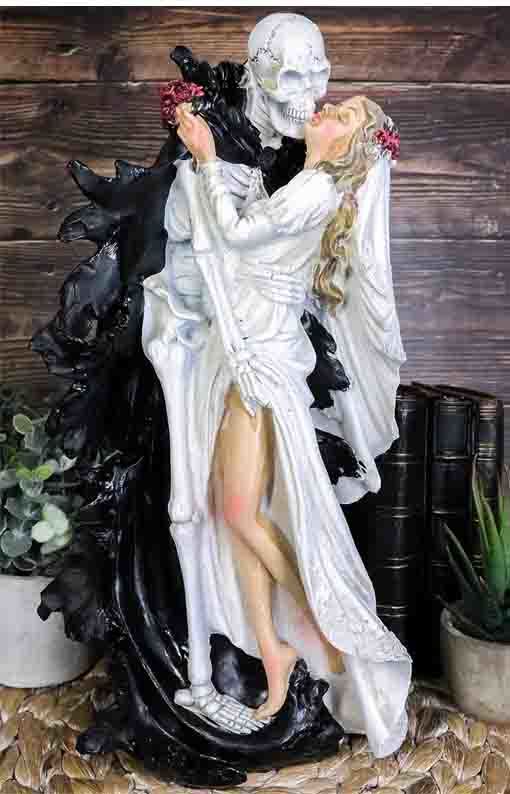 結婚式の花嫁と死の天使 死神とのキス彫像フィギュア真実の愛は死なない スカルハロウィーン彫刻 装飾置物 贈り物 輸入品