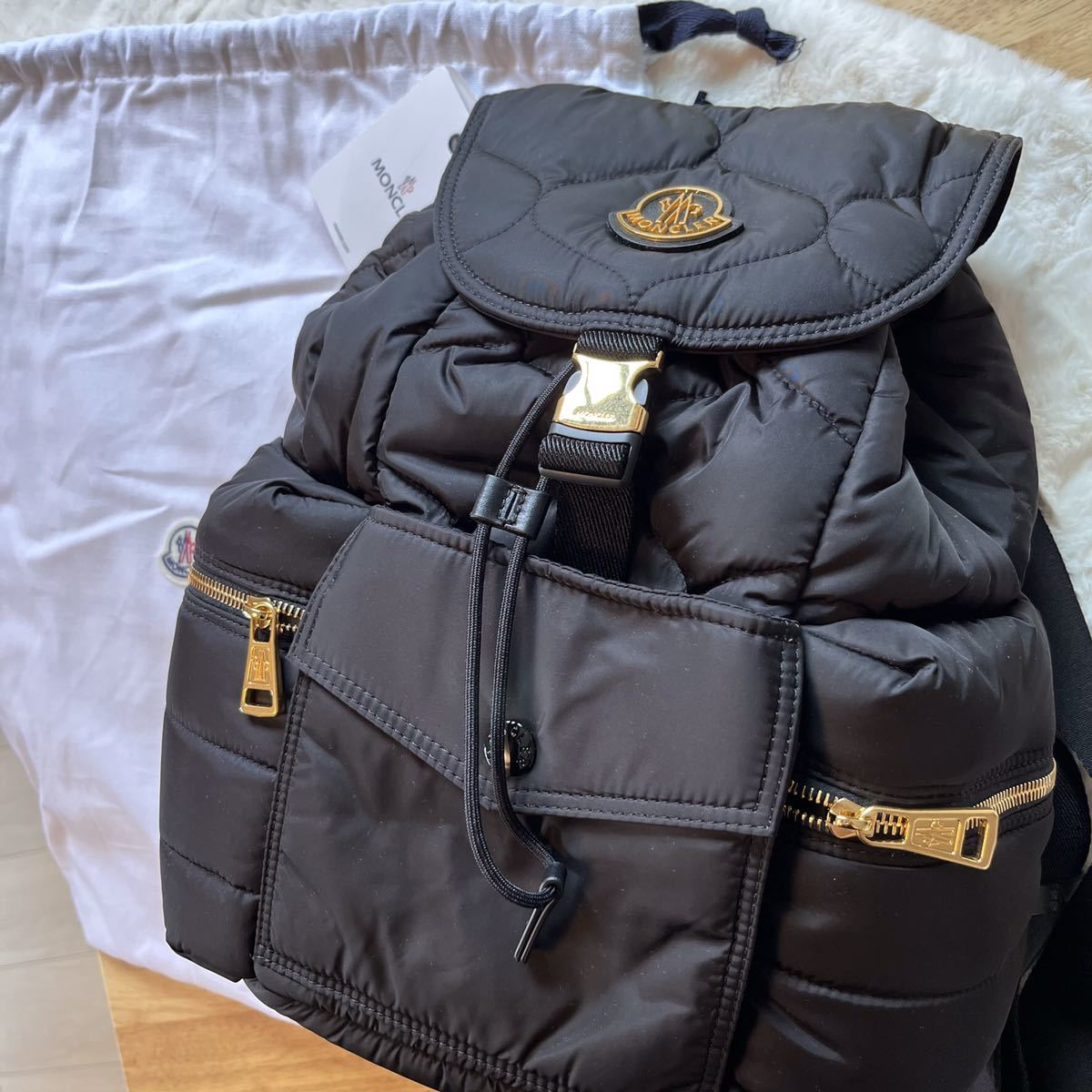 新品 23SS新作◇Moncler ブラック Astro バックパック 黒 モンクレール