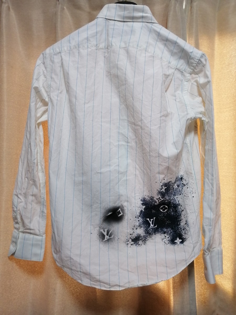  monogram spray processing shirt highest . work instant . Louis Vuitton . understand spread monogram shirt bai color black shirt 