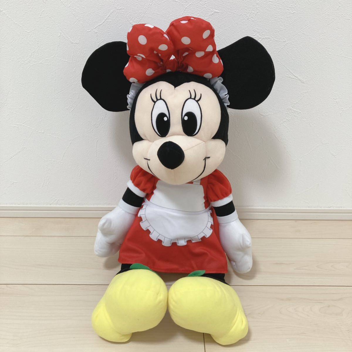  not for sale prize item Minnie Mouse strawberry fe start soft toy premium towel gift set Disney set sale 