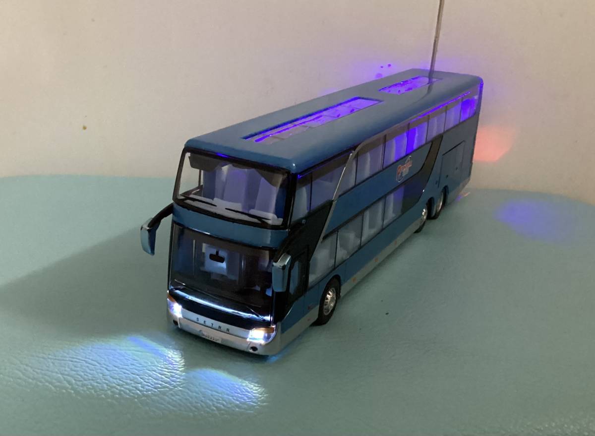 中国 二階建て 観光バス 1/50 ブルー 電池付 ドア開閉 バス 中国 二階建て 観光バス 1/50 ブルー 電池付 ドア開閉 バス