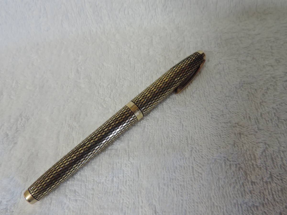 ビッグサイズ・中古品・美品・シェーファー万年筆・ペン先F・金14K 585 SHEAFFER USA 14K G.F.金属軸