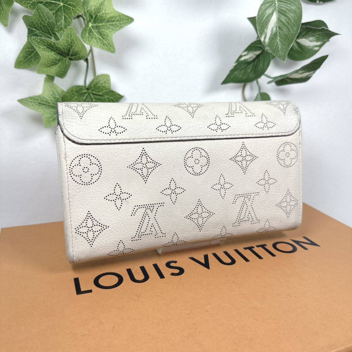 美品】1円 LOUIS VUITTON ルイヴィトン マヒナ イリス 長財布 正規品