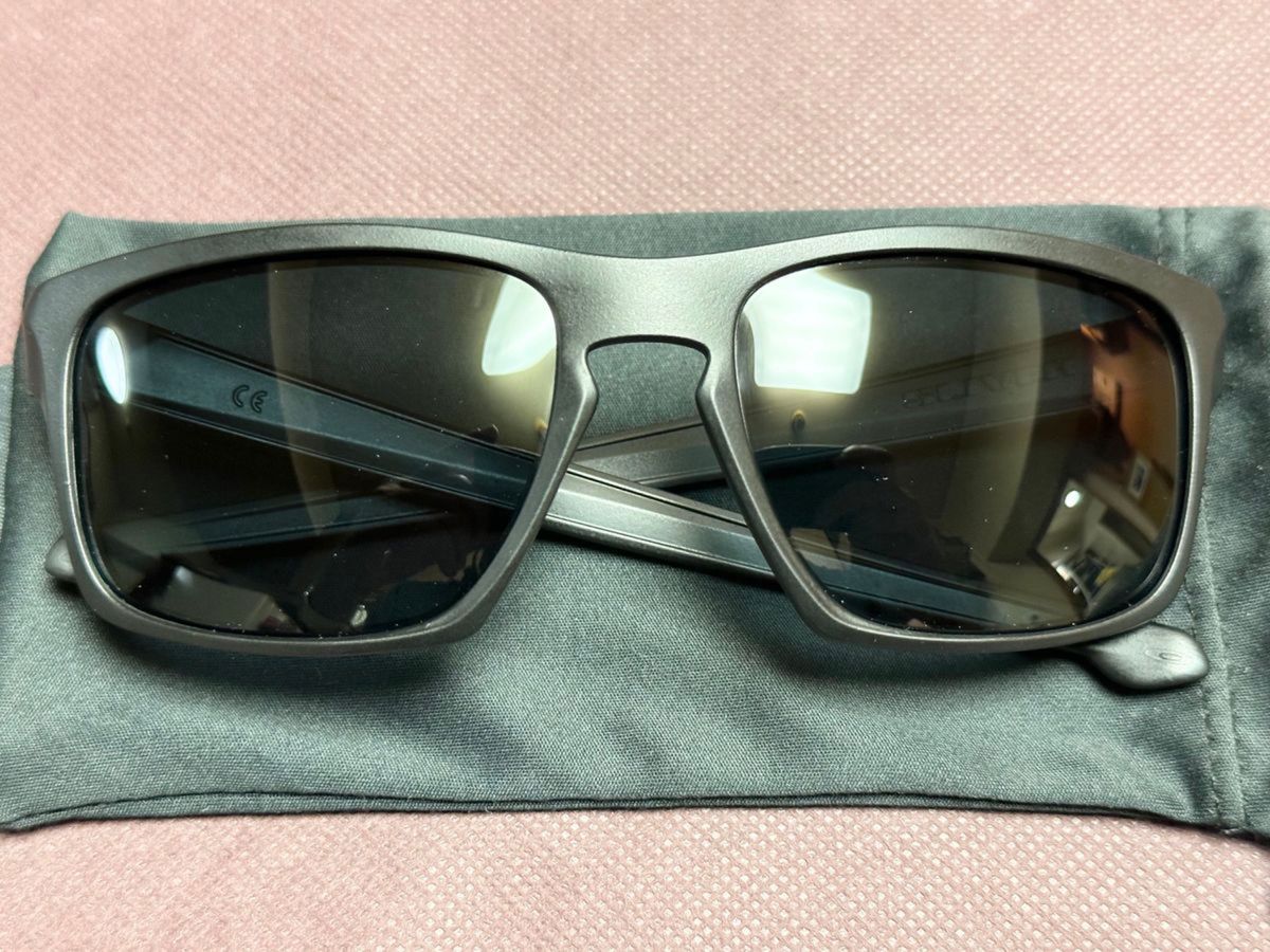 美品/偏光/ OAKLEY SLIVER CUSTOM スリーバー カスタムマットブラックフレーム。