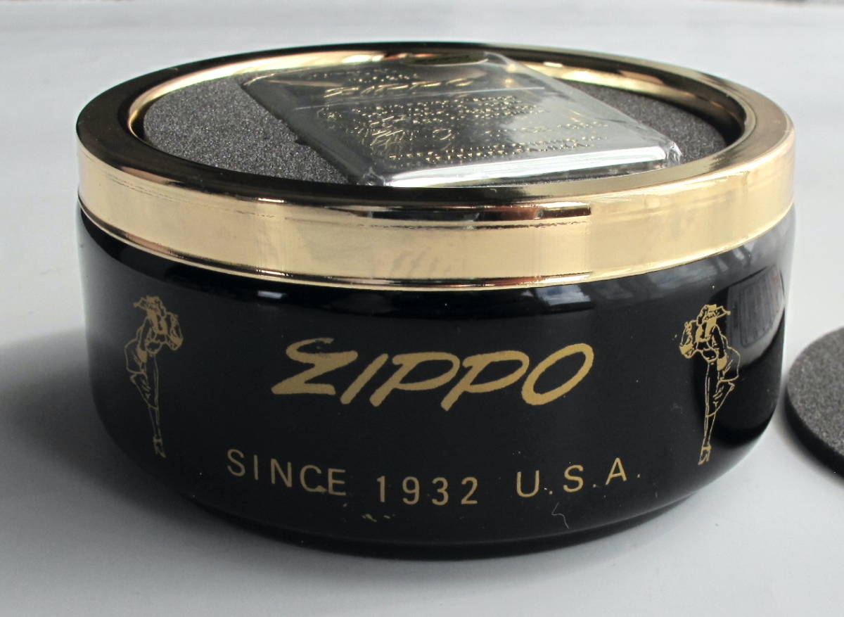 ZIPPO ジッポー ウインディー灰皿付き　限定品　未使用　シリアルナンバー入り