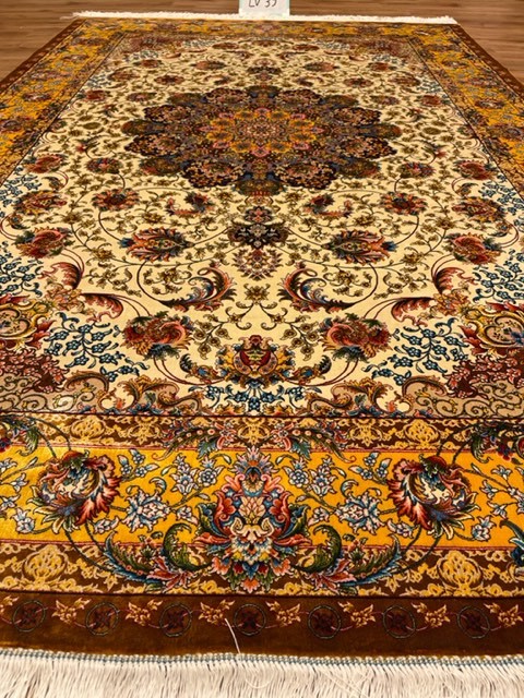 ペルシャ絨毯・最高級ハンド&マシン織り・ 世界最高密度150万ノット ・豪奢なクムデザイン 220cm×150cm lv35_画像2