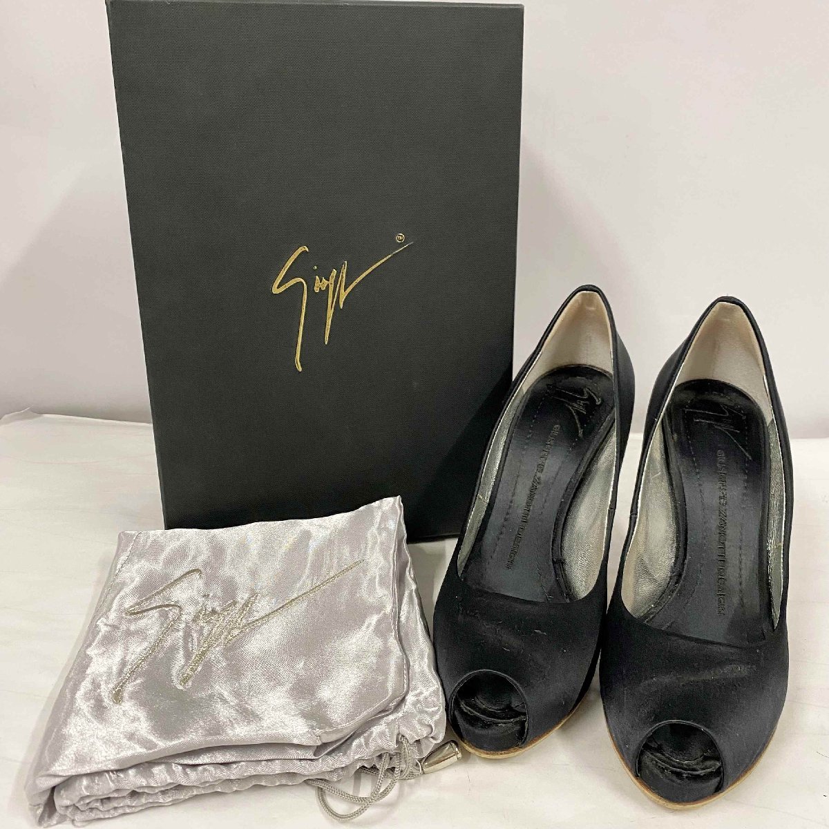 [ Junk ]GIUSEPPE ZANOTTI E80384 каблук < обувь > Giuseppe Zanotti атлас черный женский бренд размер 37 мода 