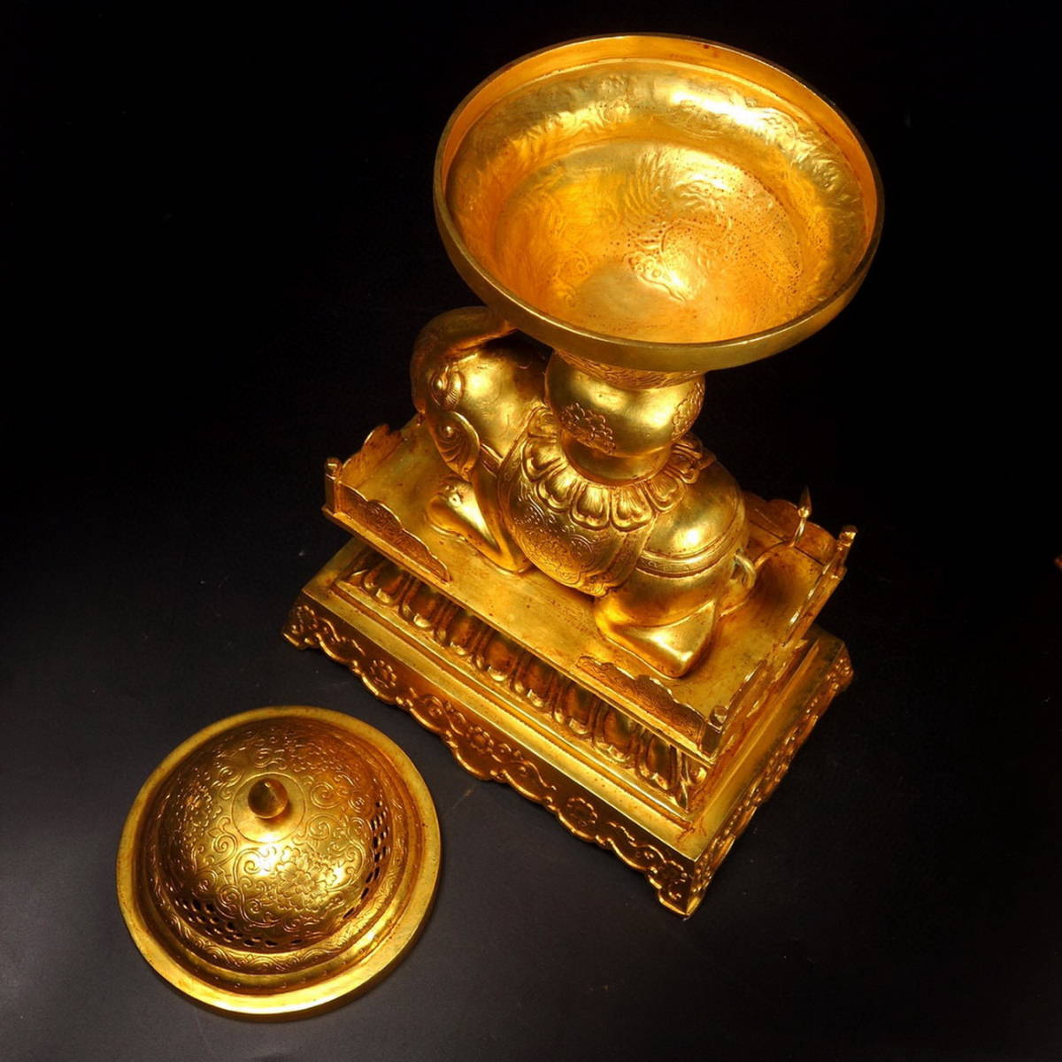 ◆明神◆極上珍品・中国・時代物・古銅金・象炉置物一対・金水厚重・置物・中国古美術・古董品_画像6
