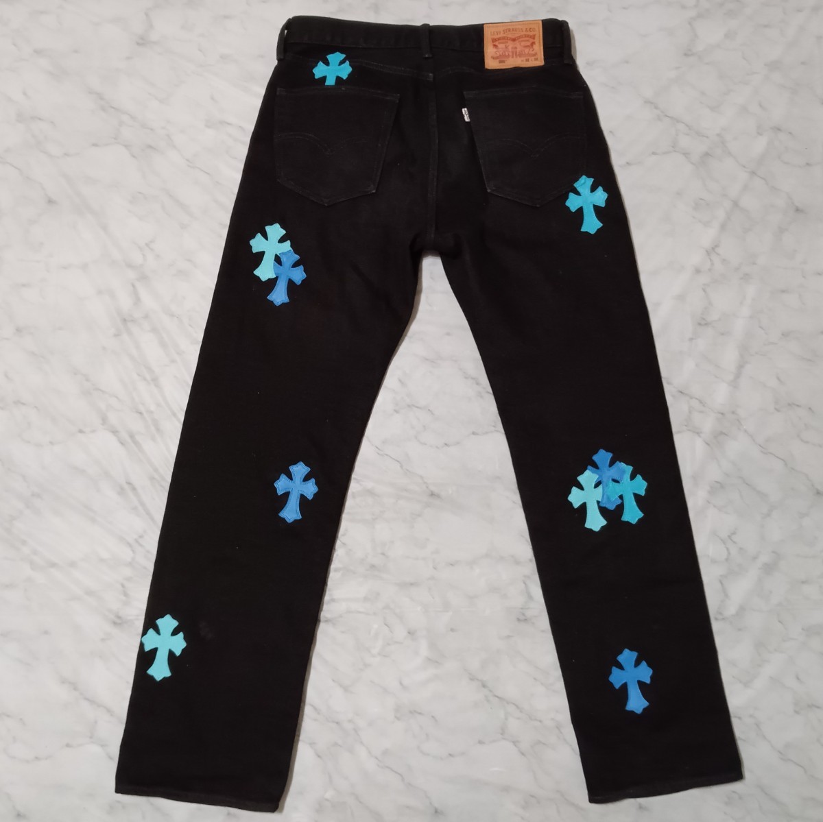 Levi's 505(W32 / 82cm)クロスパッチカスタム|PayPayフリマ