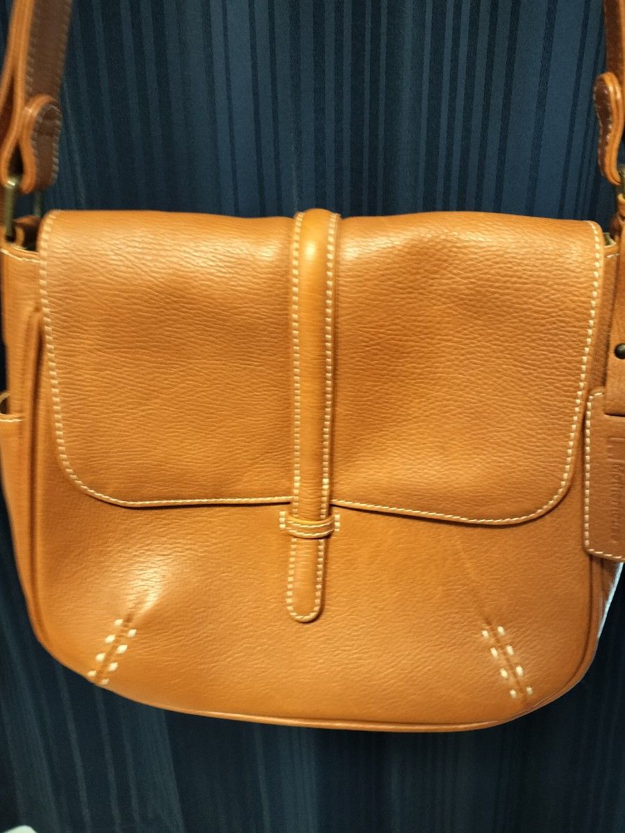 美品 マザーハウス ショルダーバッグ レザー ステッチ 革タグ 美品 マザーハウス ショルダーバッグ レザー ステッチ 革タグ