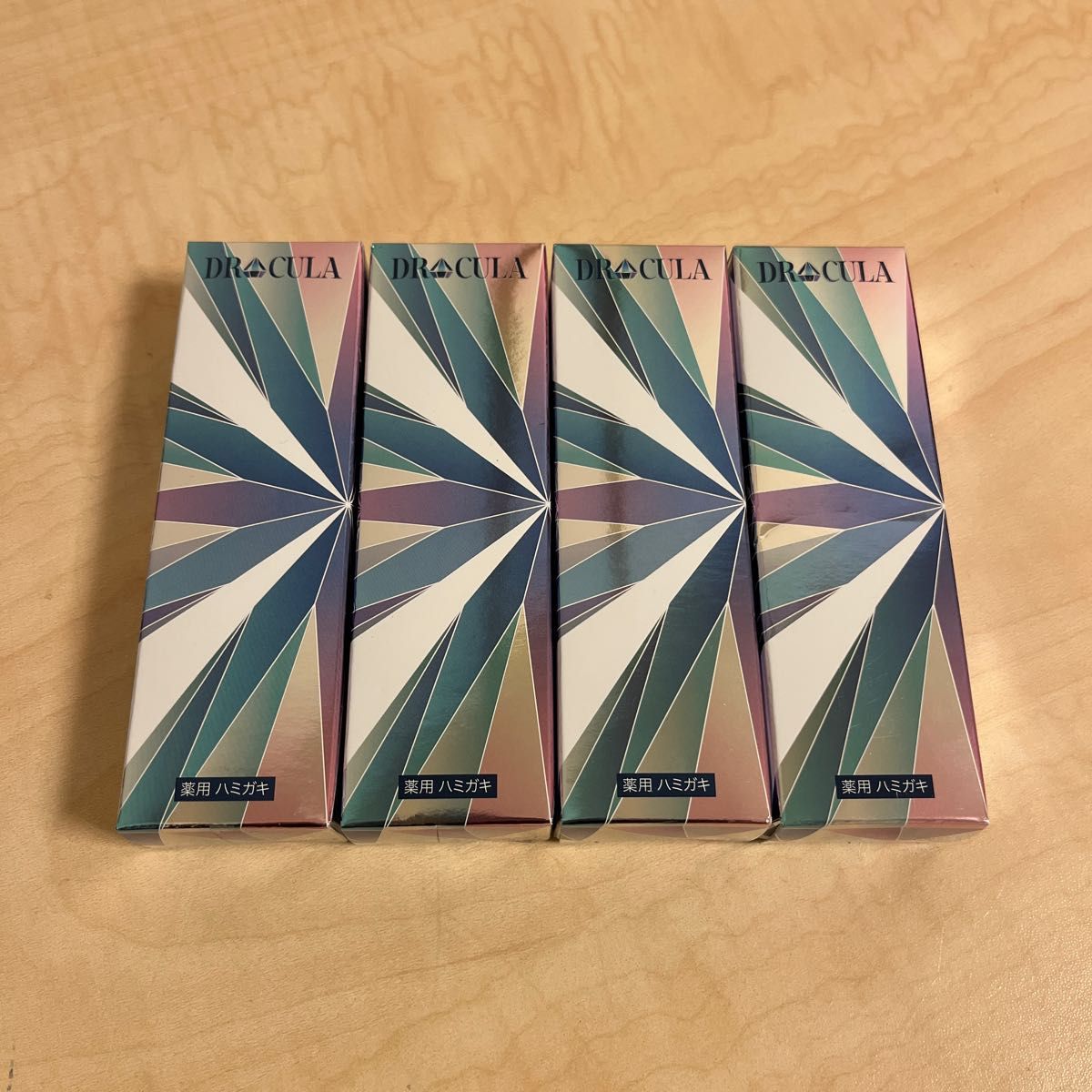 ドクターキュラ DRcula 薬用ホワイトニングジェル 45g ×4個セット ドラキュラ 歯磨き粉