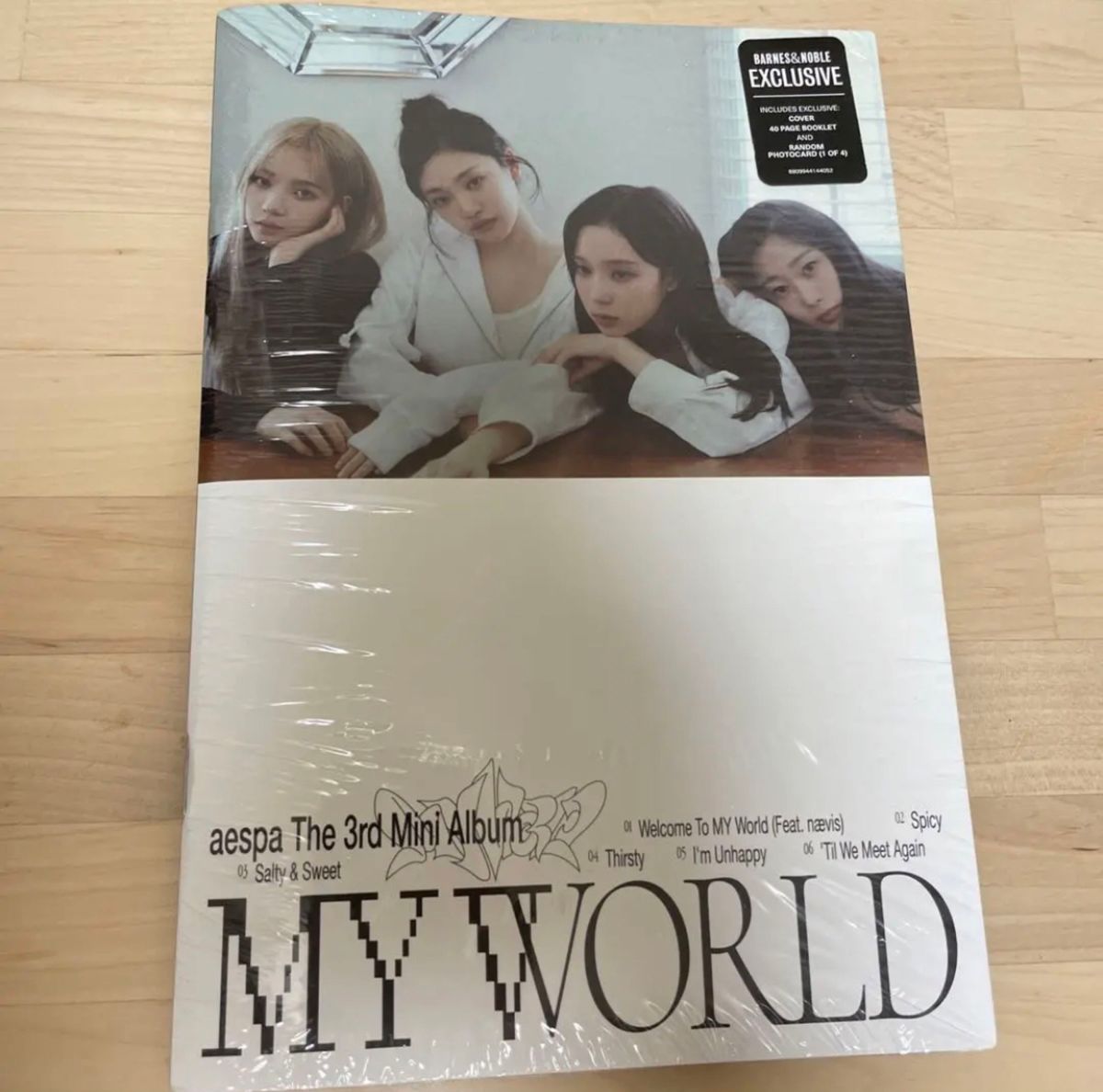 aespa MY WORLD US barnes&noble 未開封｜PayPayフリマ