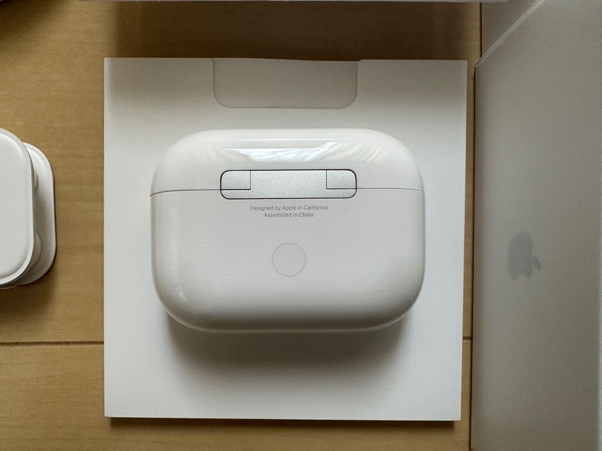 Apple AirPods Pro(第2世代)刻印入り 中古1個|Yahoo!フリマ Apple AirPods Pro(第2世代)刻印入り 中古1個|Yahoo!フリマ