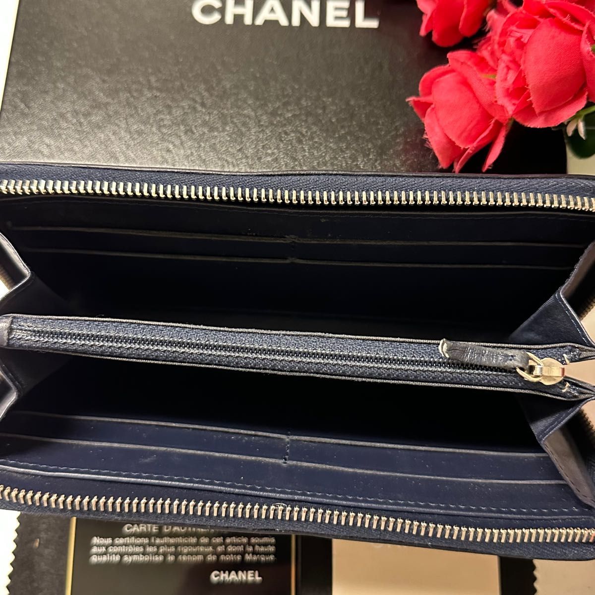 新品同様 シャネル CHANEL カメリア 財布 長財布 ココマーク 新品同様 シャネル CHANEL カメリア 財布 長財布 ココマーク