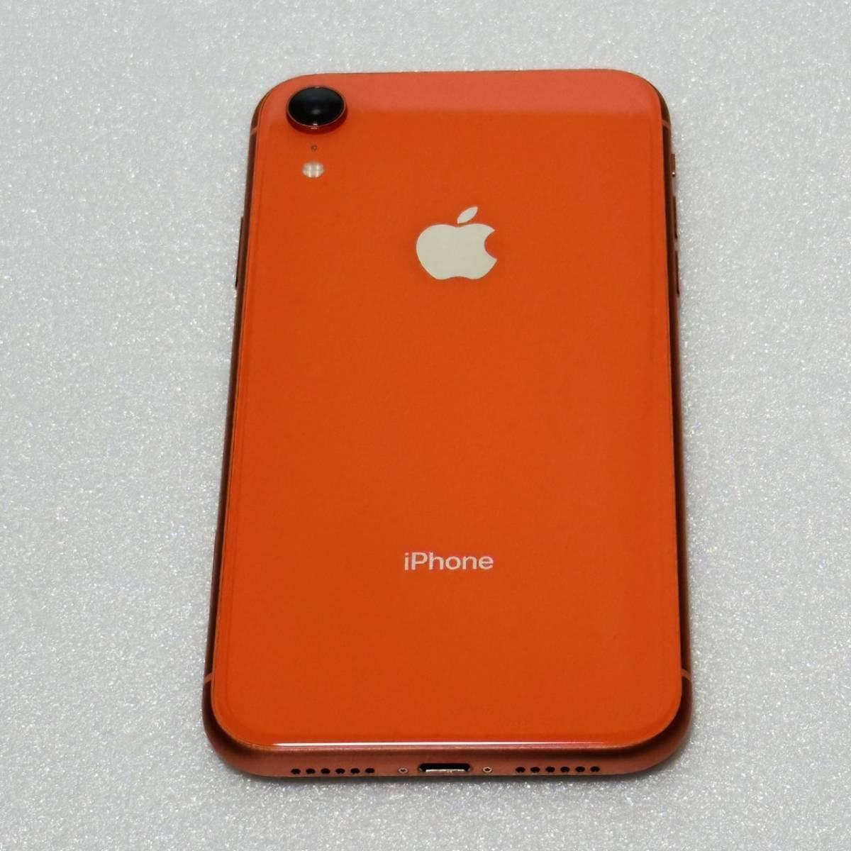 美品 Apple iPhone XR 64GB コーラル SIMフリー -