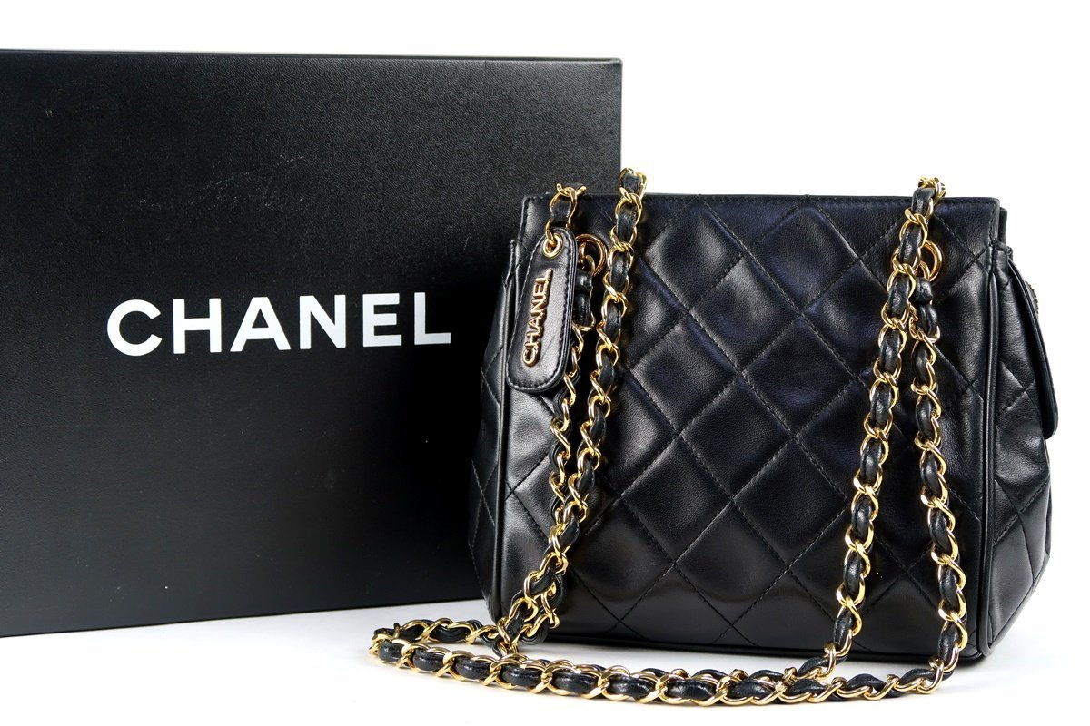 古典 【美品】CHANEL シャネル マトラッセ ラムスキン チェーン