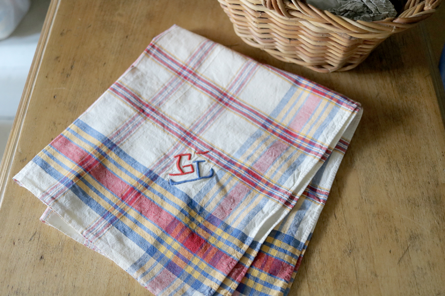 61×55 яркий ланч время .! Франция античный initial вышивка French linen хлопок Vintage ткань салфетка проверка n1 тарелка 