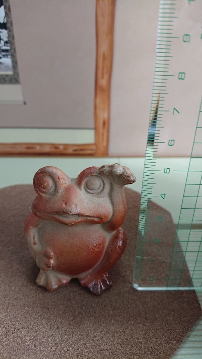 招き蛙 招きカエル 白　備前焼 置物 ３個セット 1-D Bizenware frog お土産 岡山土産 名産品 日本六古窯 happy 幸せを運ぶカエル 開運_大きさの例