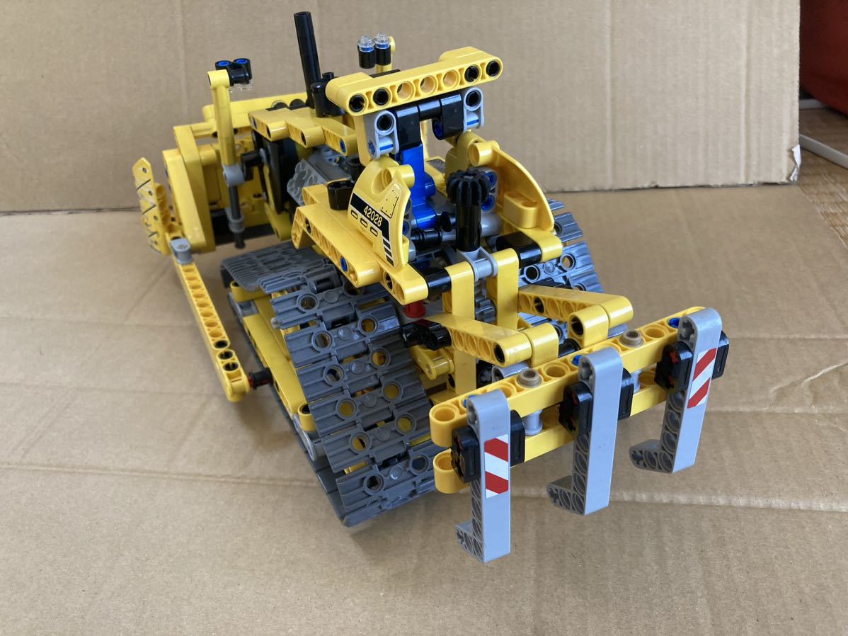 LEGO 42028 bulldozer lack of none used Lego block technique TECHNIC records out of production goods 