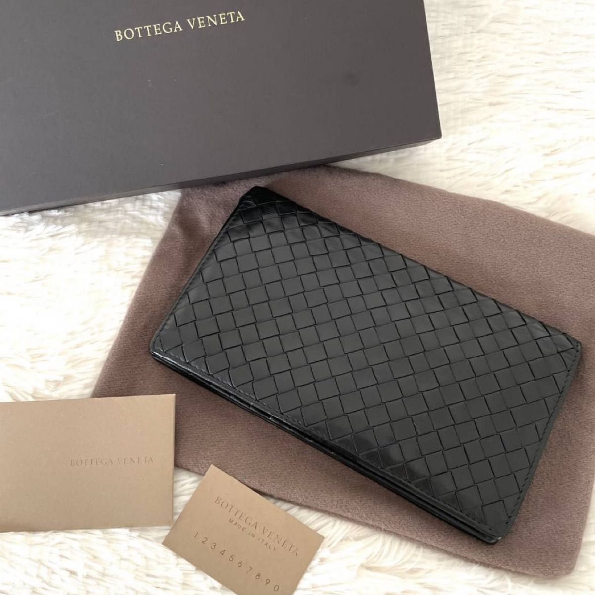 美品 BOTTEGA ボッテガ イントレチャート 二つ折り長財布 黒 ブラック