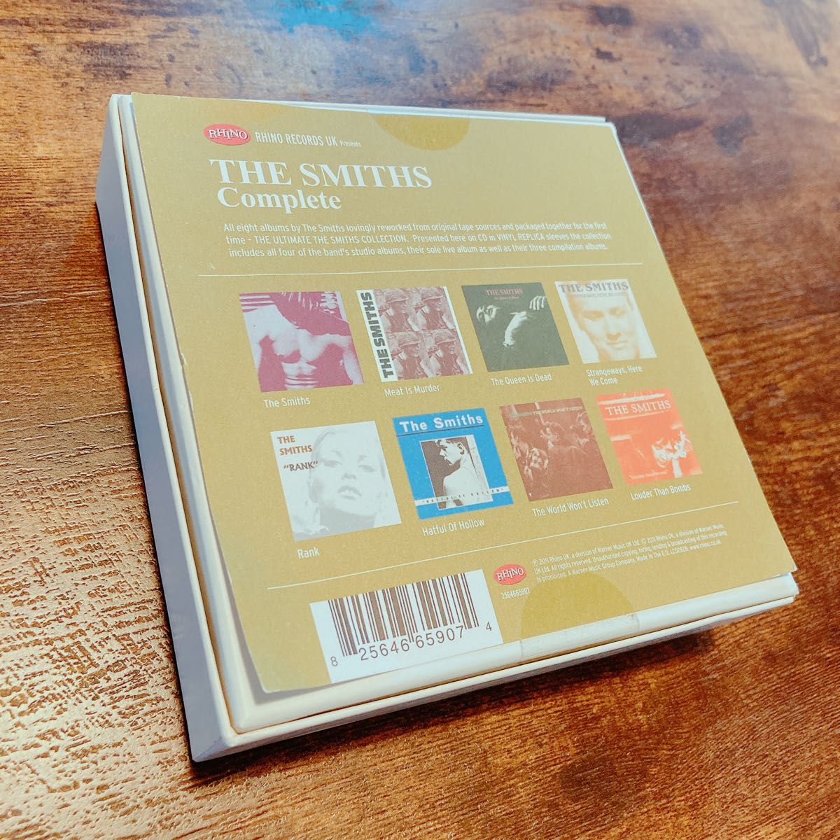ザ・スミス 8枚入CDボックス「THE SMITHS COMPLETE」輸入盤 モリッシー ジョニーマー アンディルーク