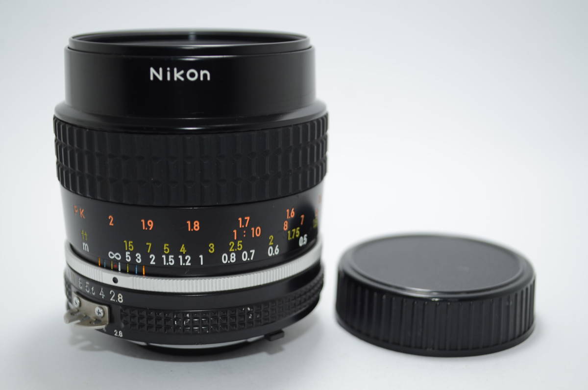 人気TOP Micro-NIKKOR 【外観特上級】Nikon 55mm マクロレンズ #t8025