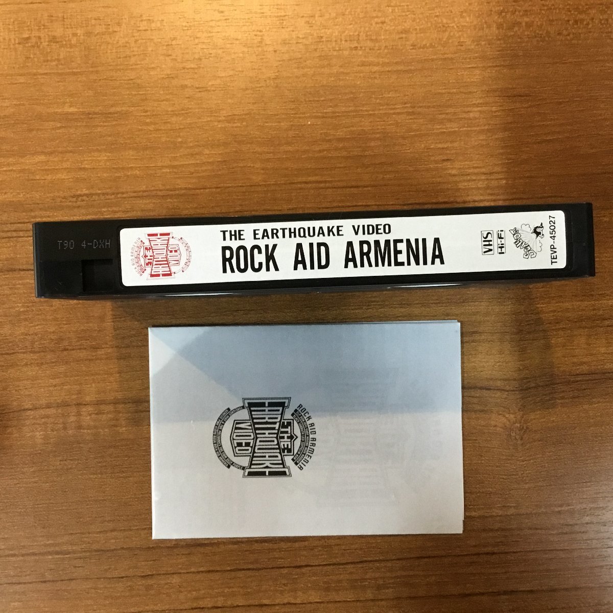 VHS ◇ アースクェイク／ロックエイドアルメニア THE EARTHQUAKE VIDEO ROCK AID ARMENIA ▼VHS TEVP-45027_画像4