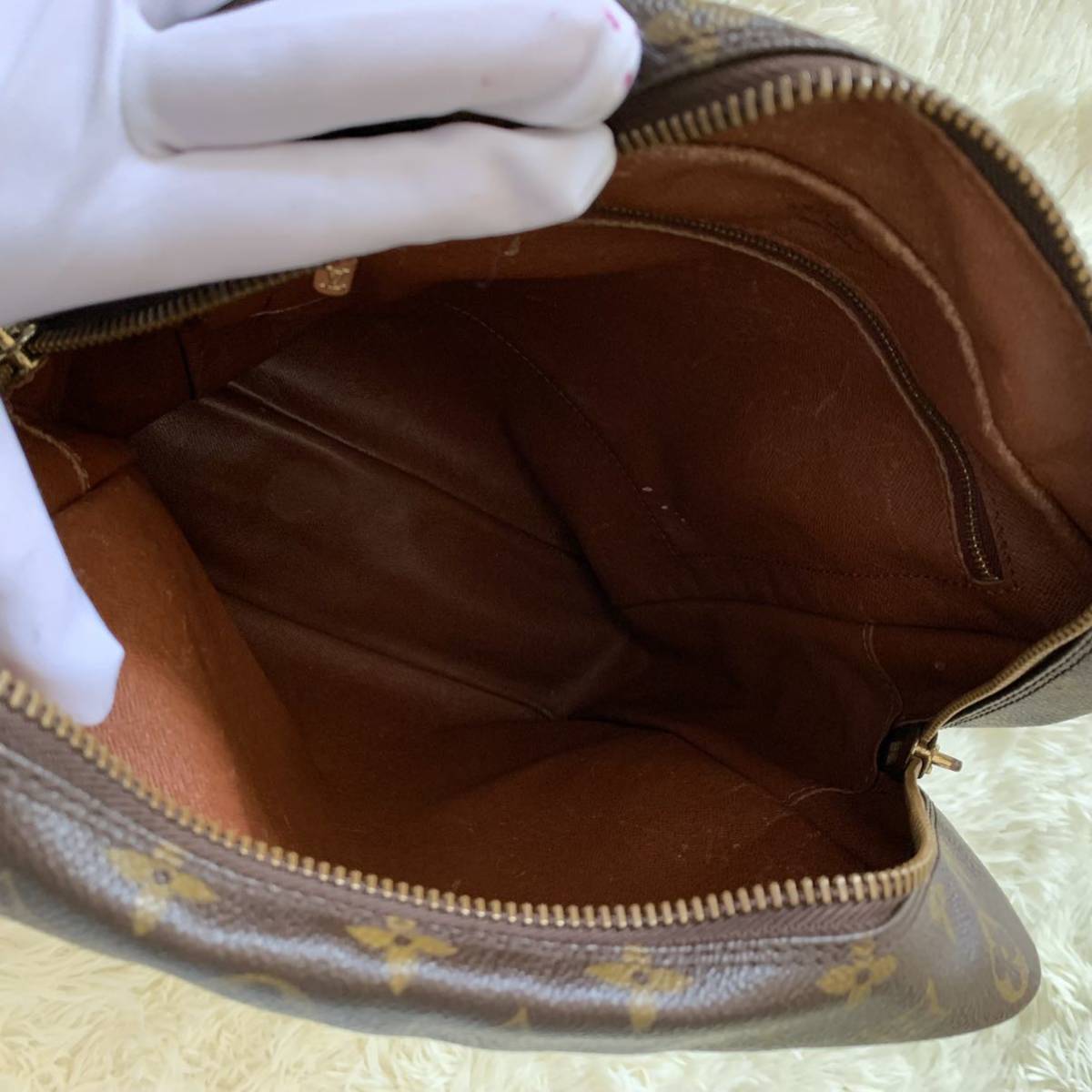 LOUIS VUITTON ルイヴィトン モノグラム ダヌーブGM ショルダーバッグ