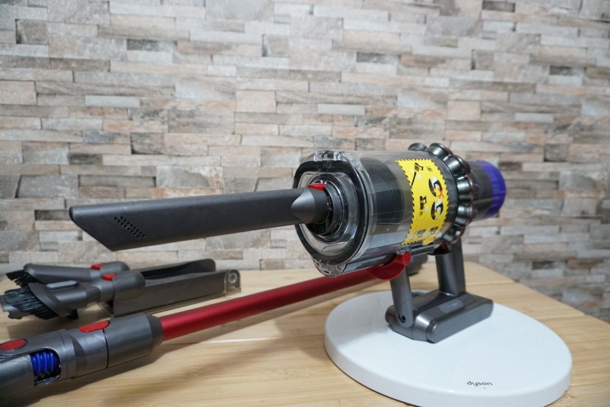 ダイソン V10 SV12 dyson 純正品59分 付属品充実 コードレス-