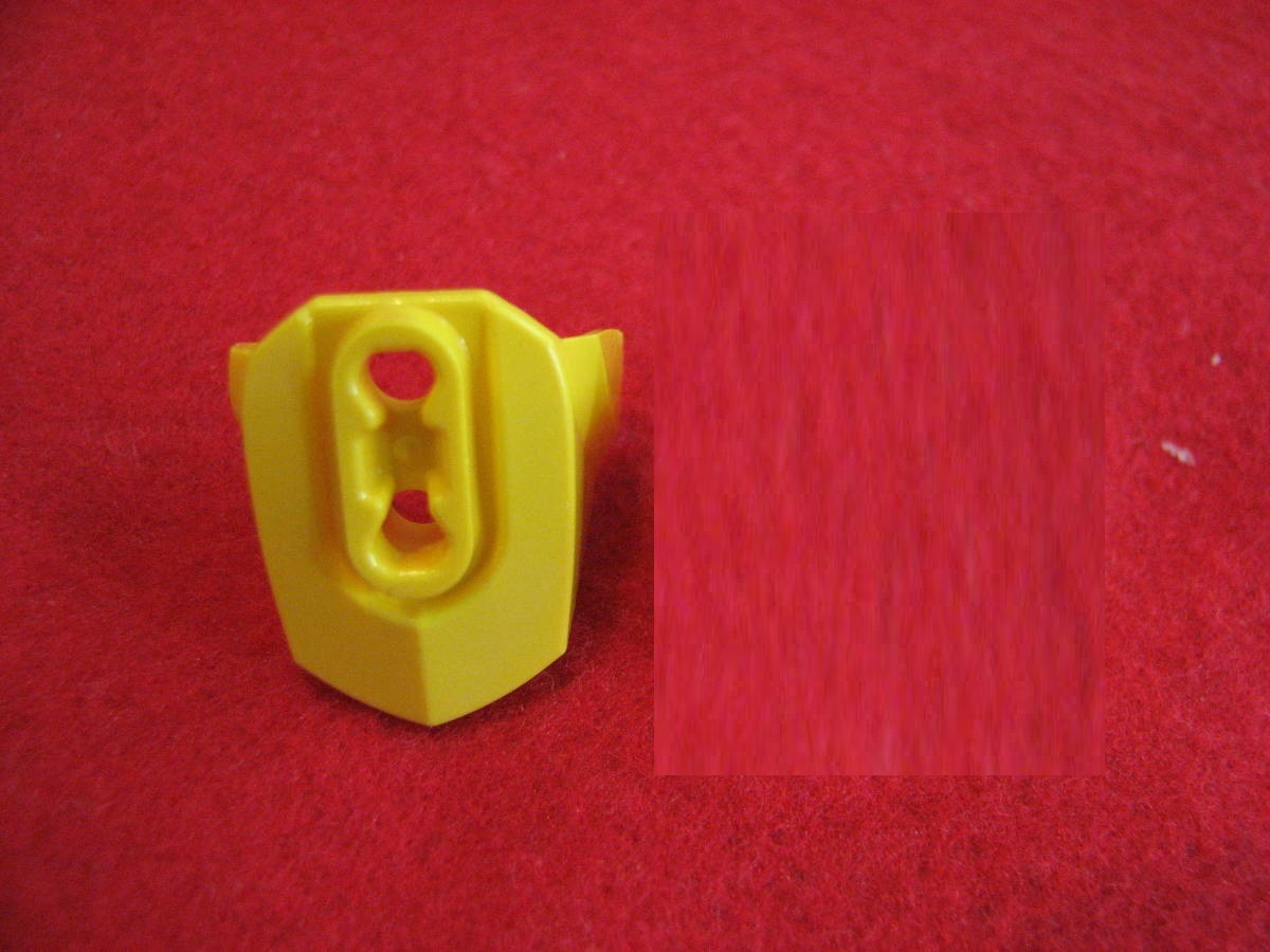  Lego -LEGO*10498* Bionicle * ball joint socket attaching hero Factory armor -* size 3* yellow * yellow *USED