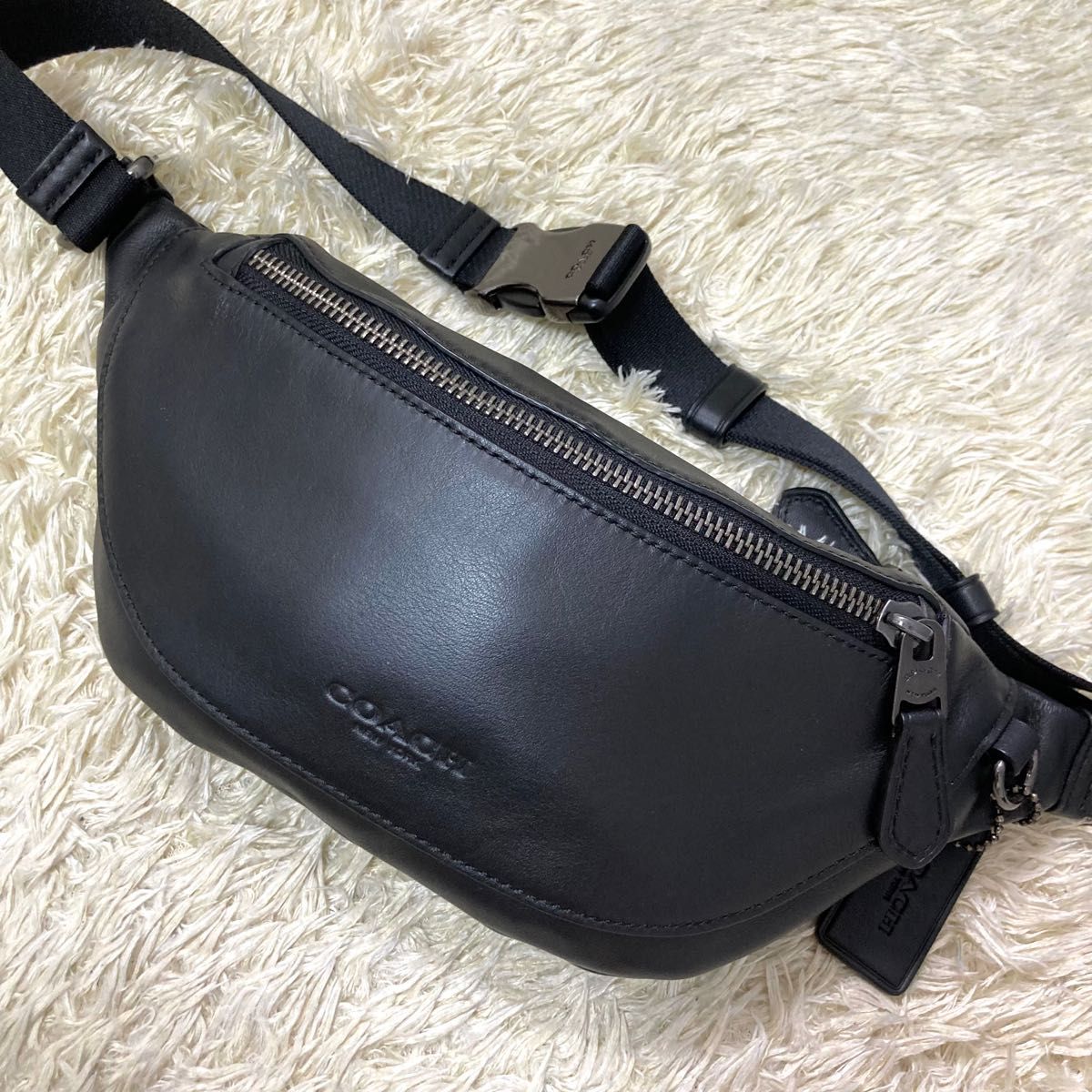 極美品】COACH コーチ ボディバッグ スムースレザー ブラック 黒 型