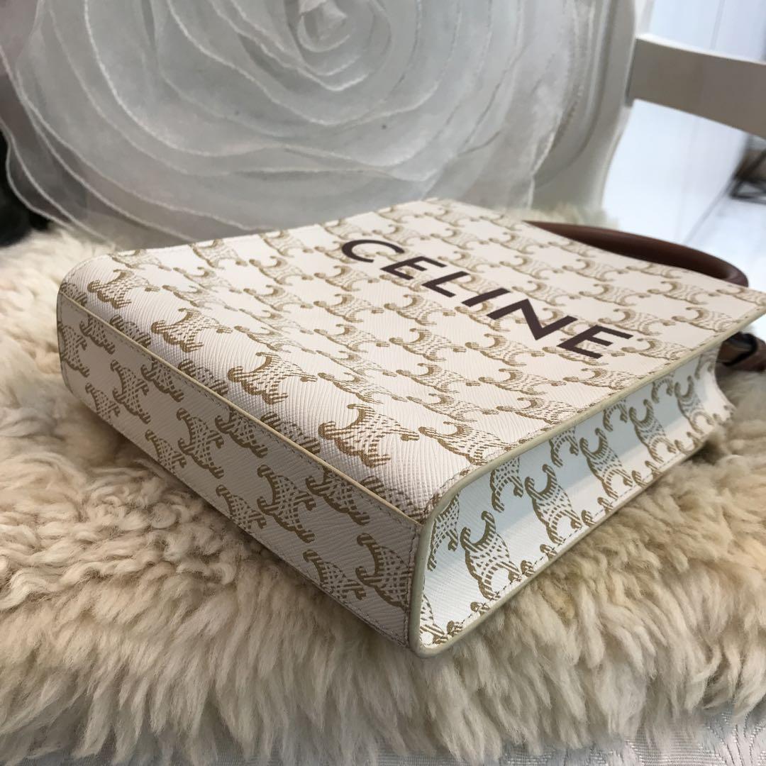 ☆美品☆CELINE　ミニ　バーティカルカバ　トリオンフ　ショルダーバッグ