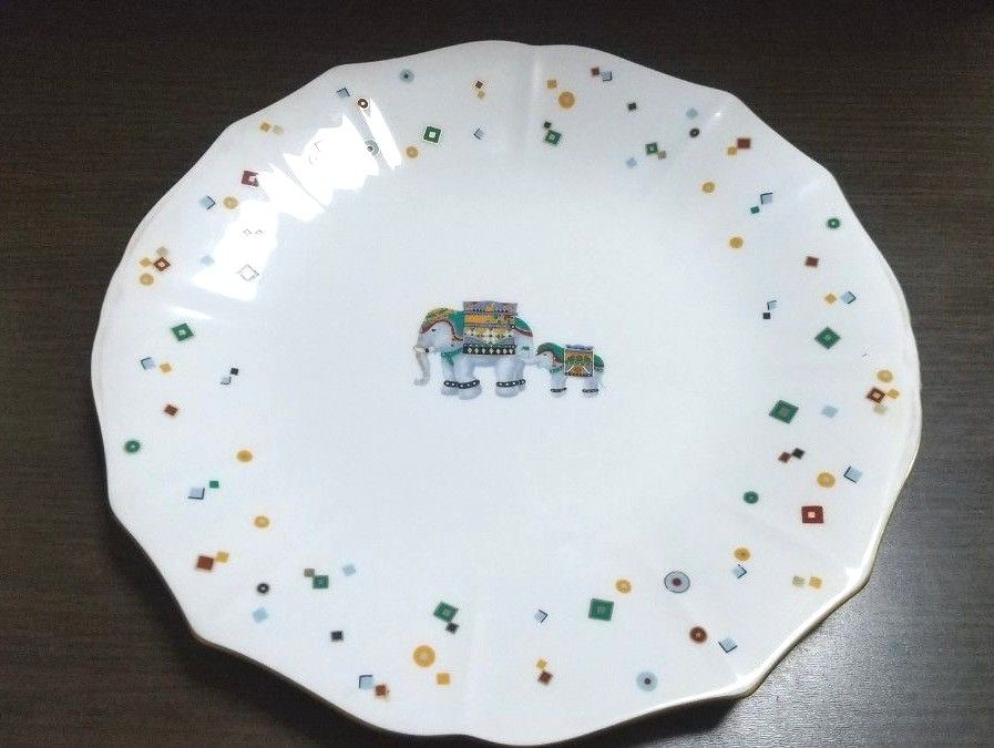 BONE CHINA NARUNI JAPAN ボーンチャイナ ナルミ 幸せを呼ぶ象 大皿 鳴海製陶