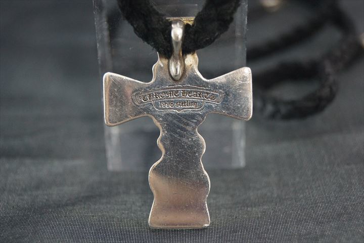CHROME HEARTS / クロムハーツ ケルティッククロス ペンダント CHROME HEARTS / クロムハーツ ケルティッククロス ペンダント