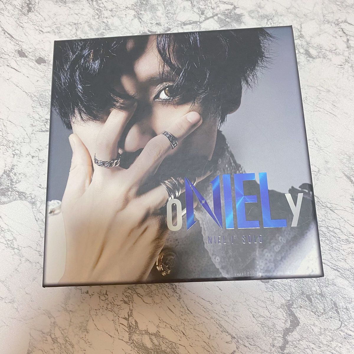 ニエル 1st ALBUM「oNIELy」韓国盤CD＋フォトブック＋トレカ