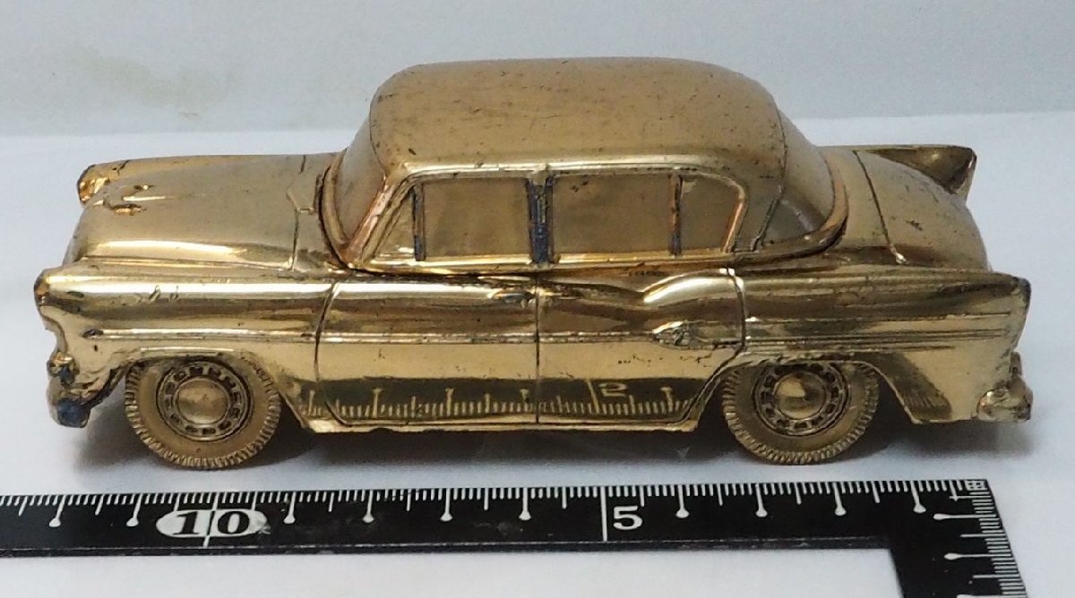  dealer [1959 first generation Toyopet Crown TOYOPET CROWN gold color Gold ] made of metal minicar type lighter #TOYOTA Toyota [ box less ]0752