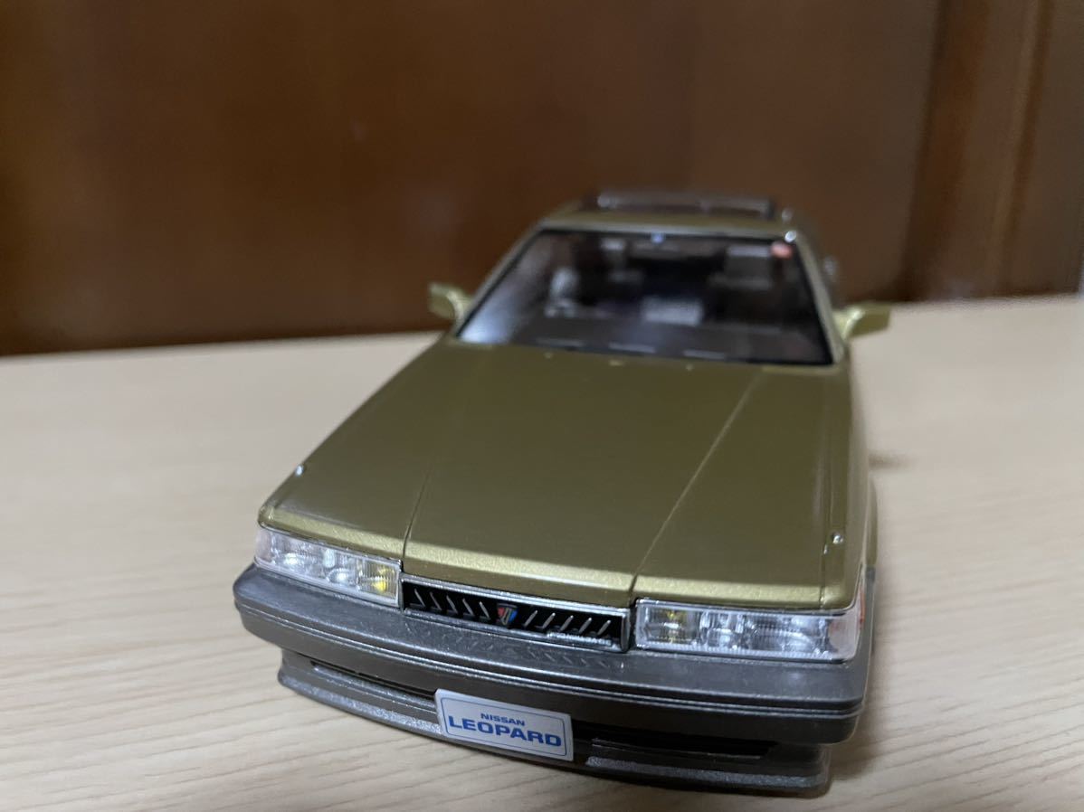F31レパード 街道レーサー シャコタン 暴走族 旧車 ゴールド F31レパード 街道レーサー シャコタン 暴走族 旧車 ゴールド